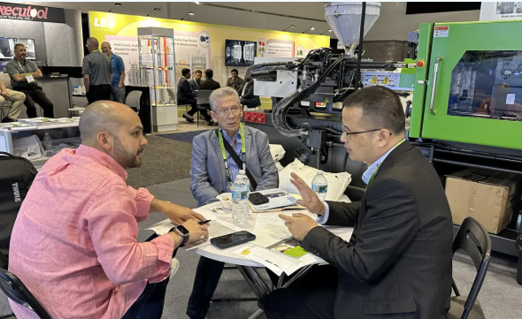 宝捷携展机KII128-S7精彩亮相美国NPE国际塑胶展会